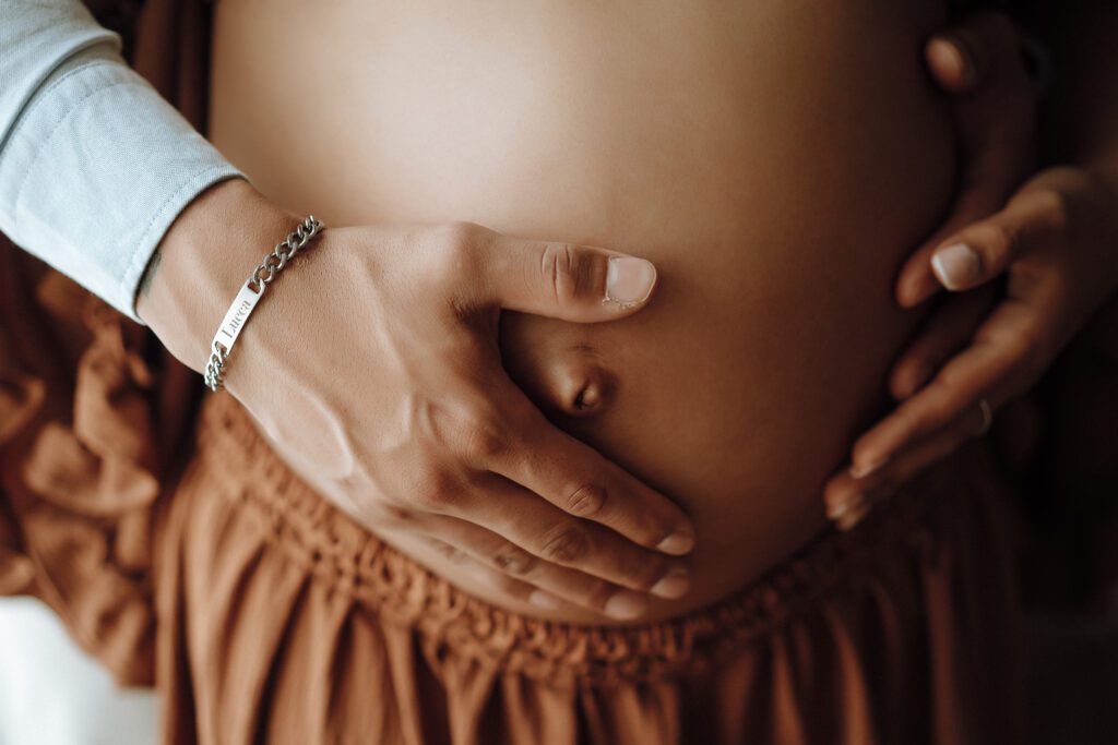 quique-pintado-fotografia-embarazo-boho